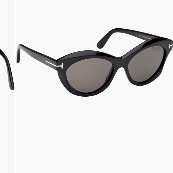 TOM FORD
Toni 55mm Polarized
Oval Sunglasses - Picture 11 of 13